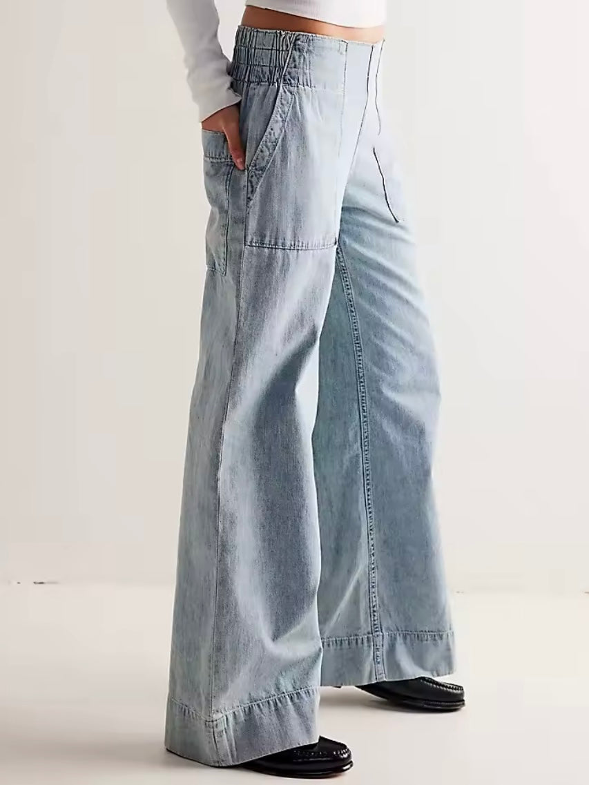 Solid colors straight cut patched pockets denim pants