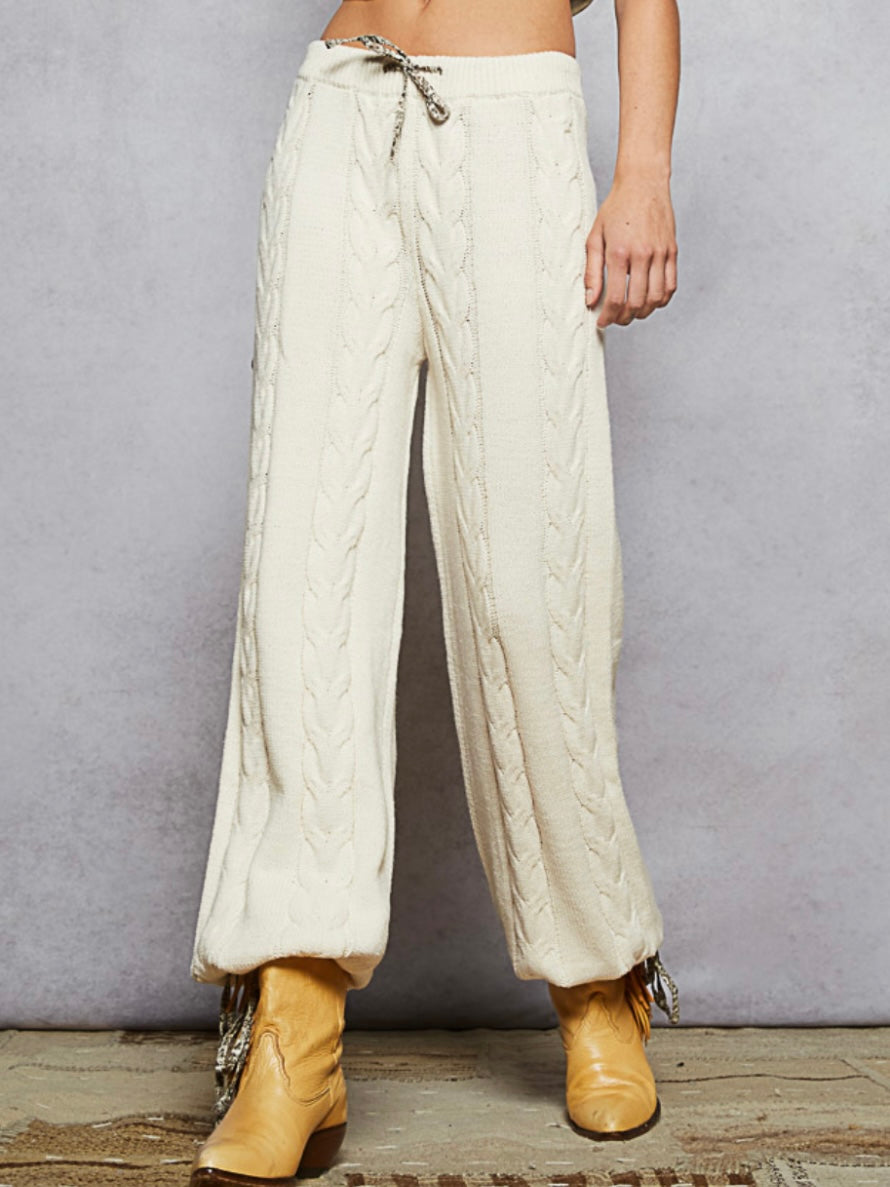 Off white knitted hoodie Set of sweater and pants