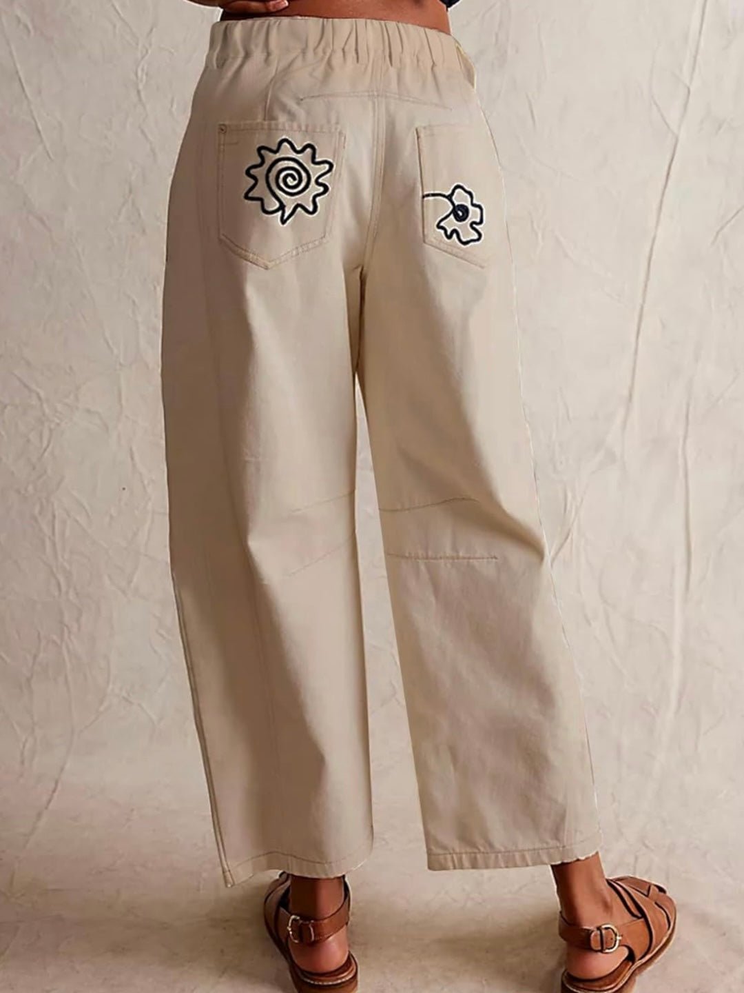 Black embroidered details baggy pants - Wapas