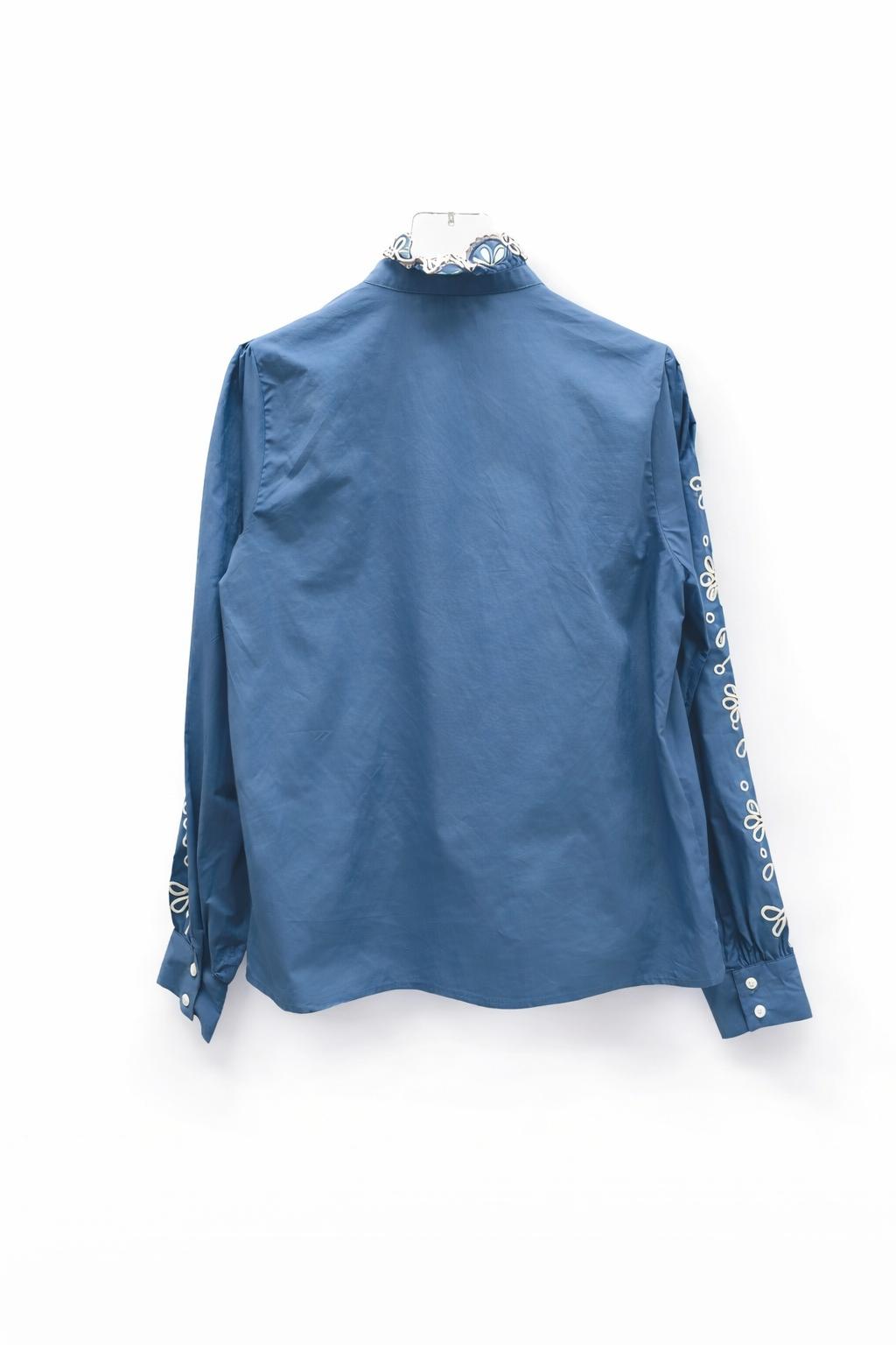 Blue and white floral embroidered cutout detail sleeves shirt)