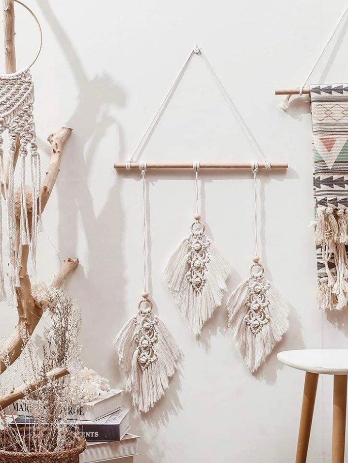 Leaves white macrame wall hanging - Wapas