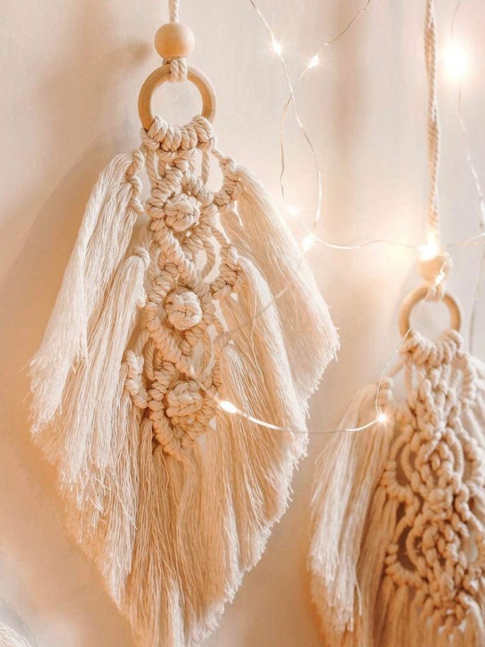 Leaves white macrame wall hanging - Wapas