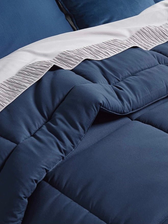 Navy blue comforter - Wapas