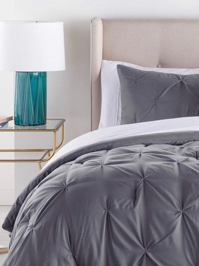 Pleaded gray comforter - Wapas