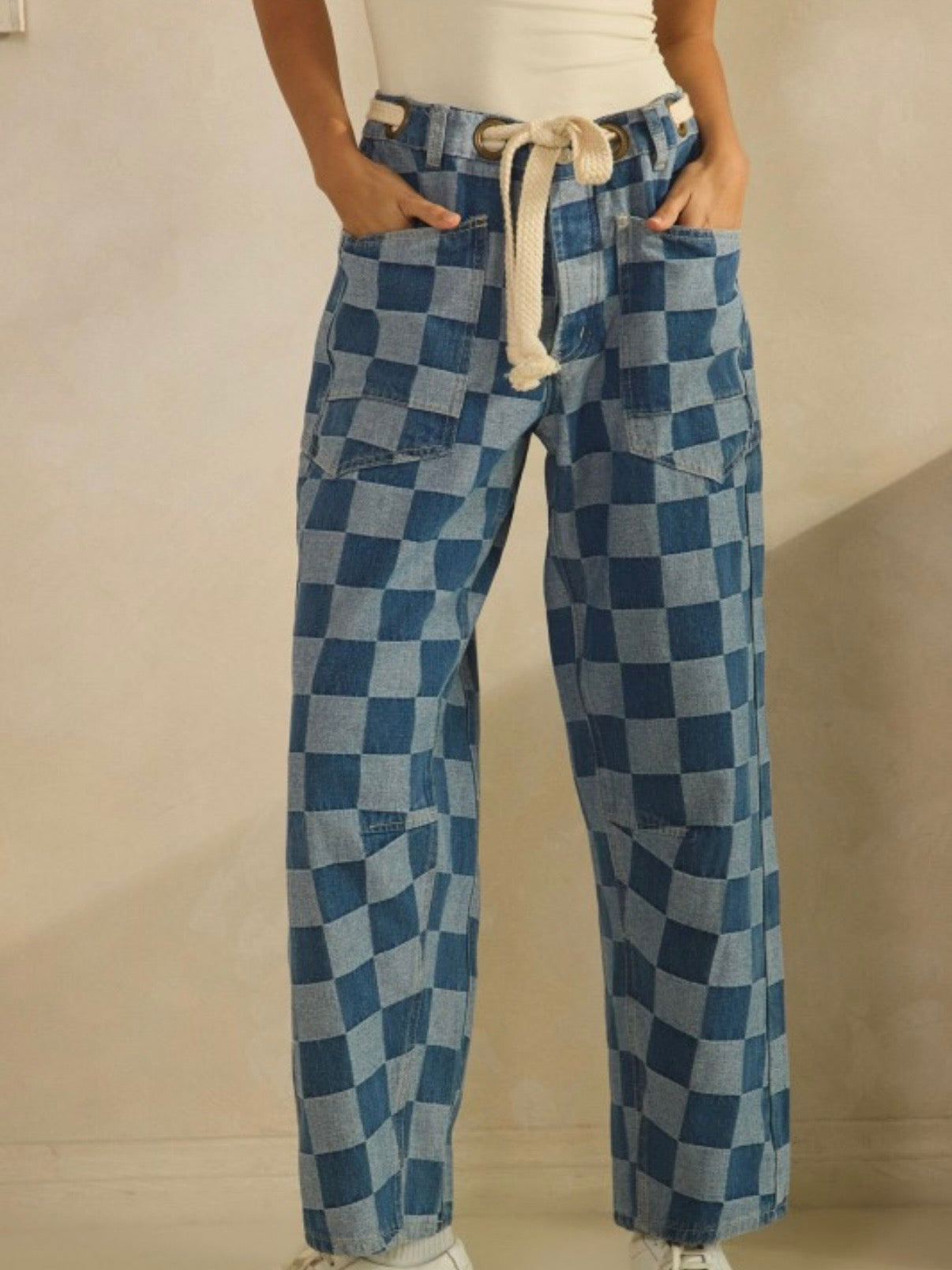 Square tie laces relaxed fit jeans pants