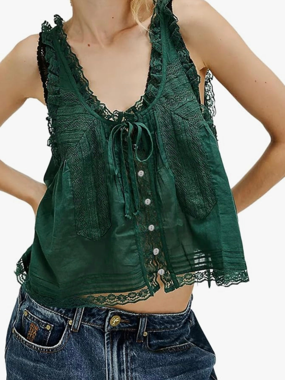 Solid colors buttoned lace edge tank top