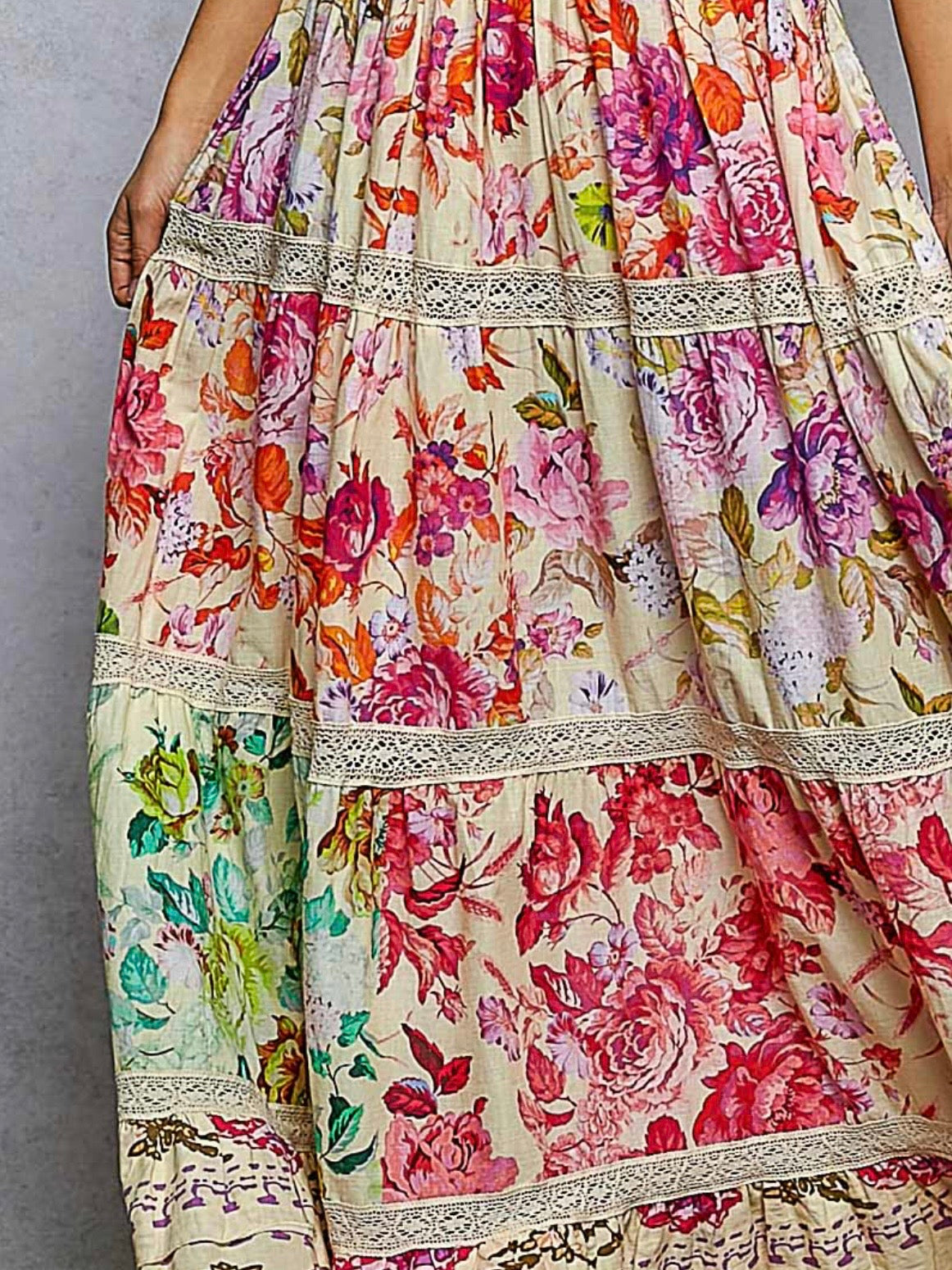 Multicolor printed sleeveless maxi dress