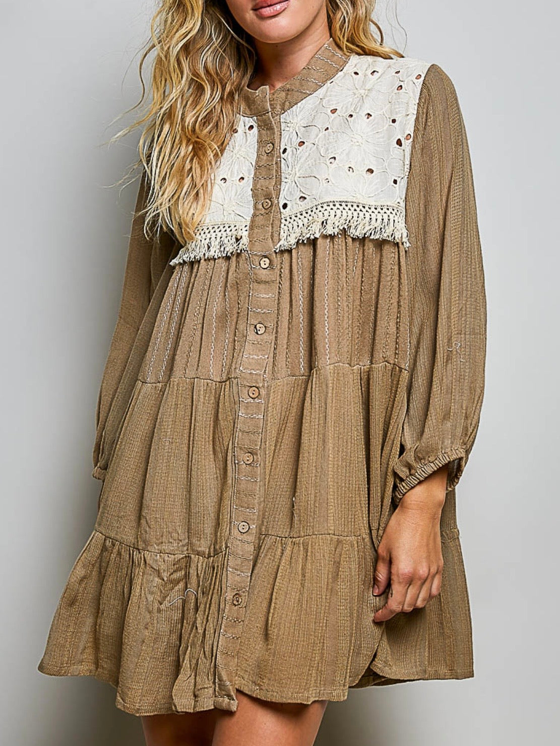 Brown embroidered details sleeveless maxi dress