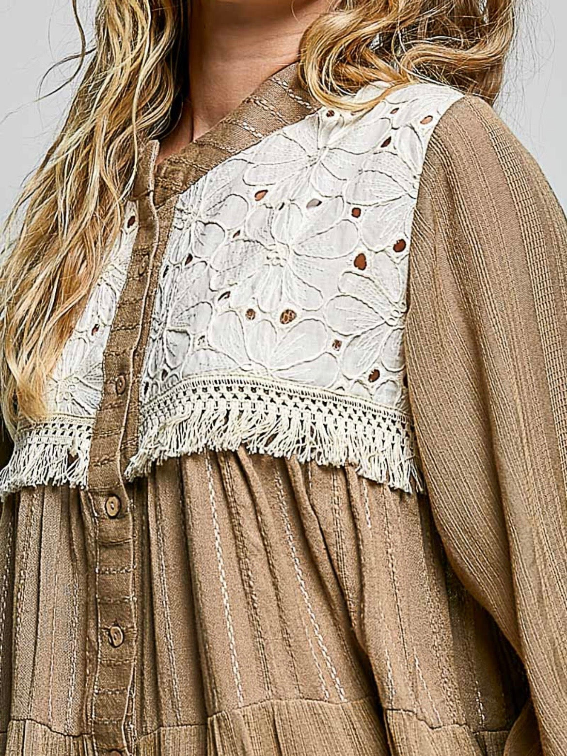 Brown embroidered details sleeveless maxi dress