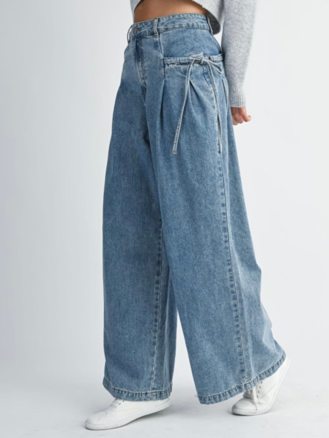 Mid blue pleated wide jeans pants