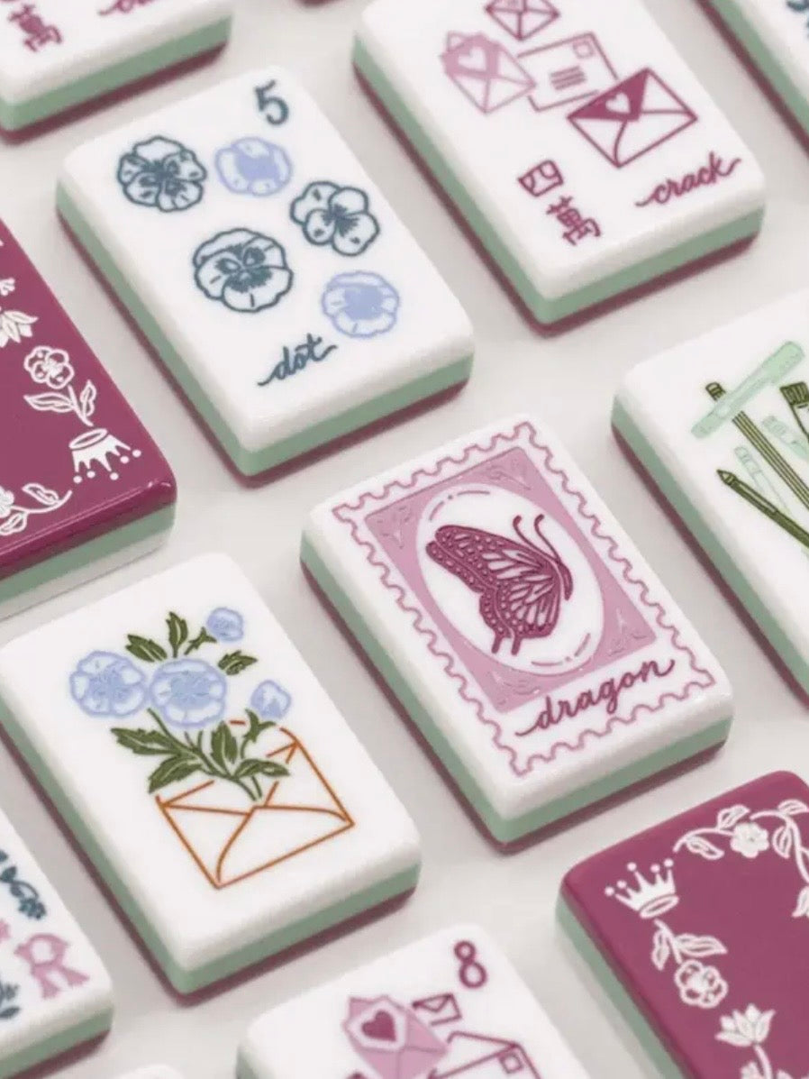 White and burgundy Mail envelope Mahjong tiles set