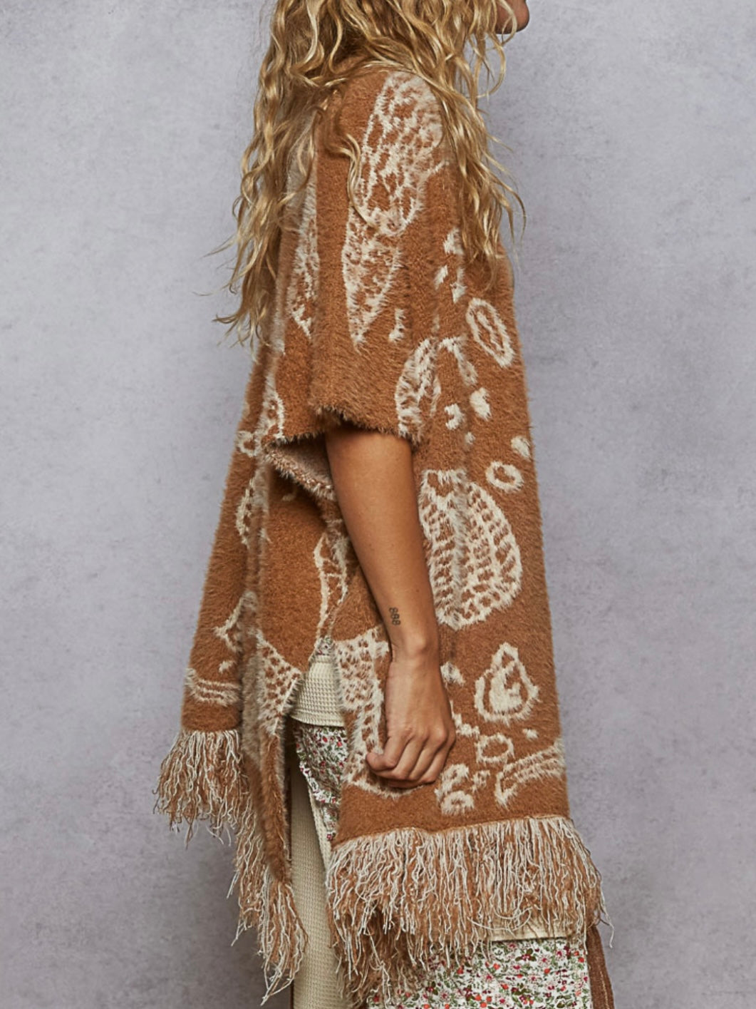 Brown and beige wide mix fabrics set poncho and pants