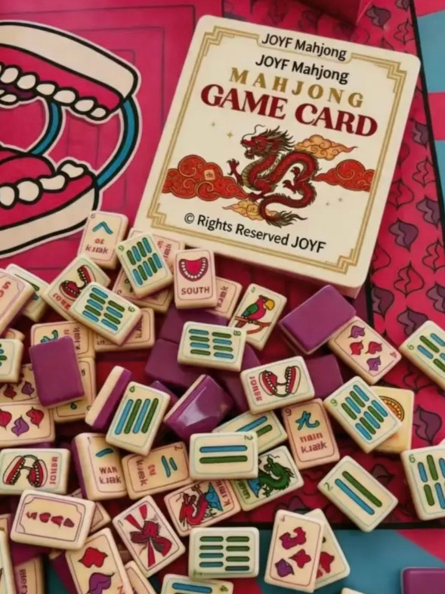 Burgundy kisses and lips Mahjong tiles set
