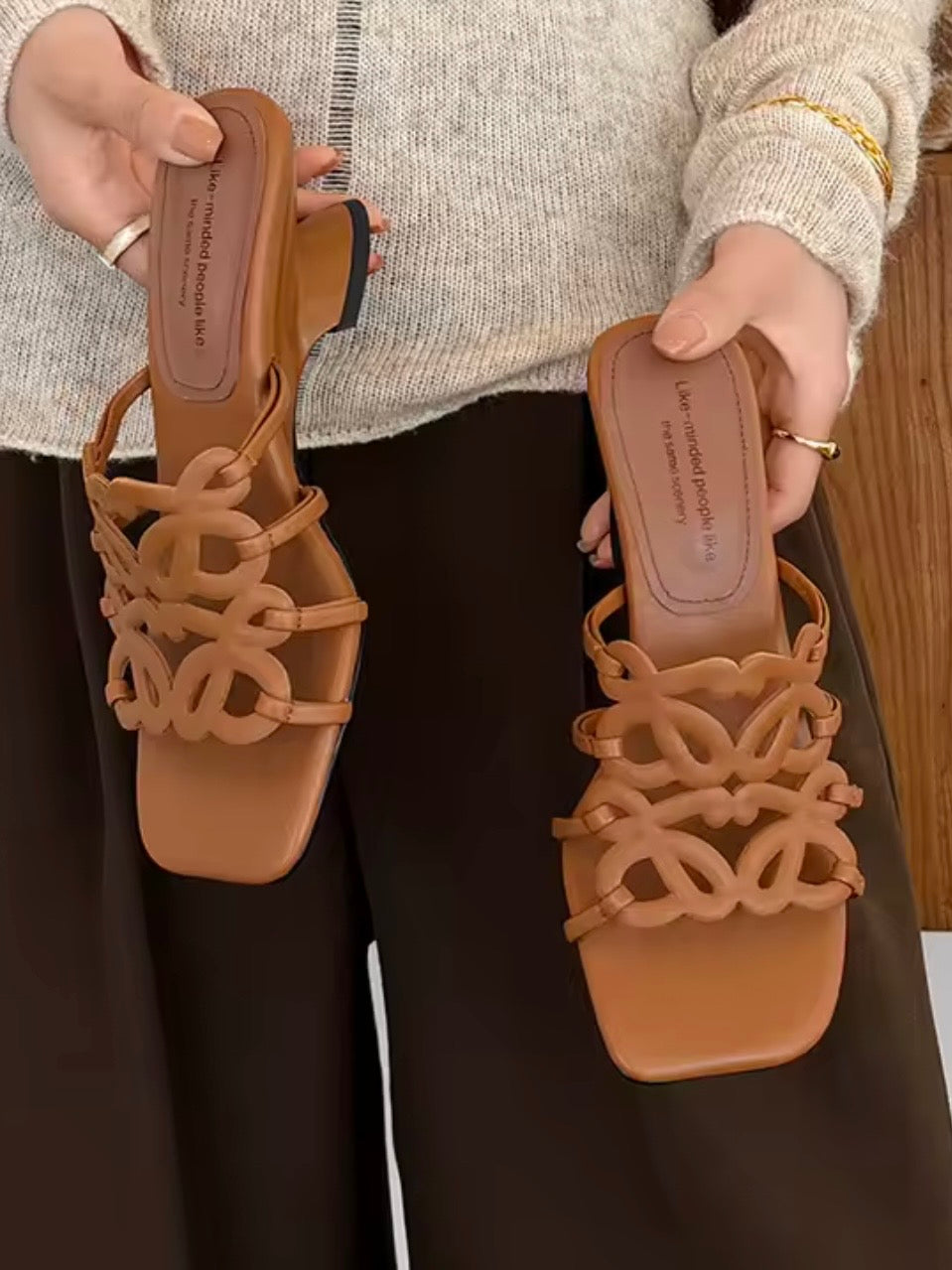 Solid colors slides mid heel sandals