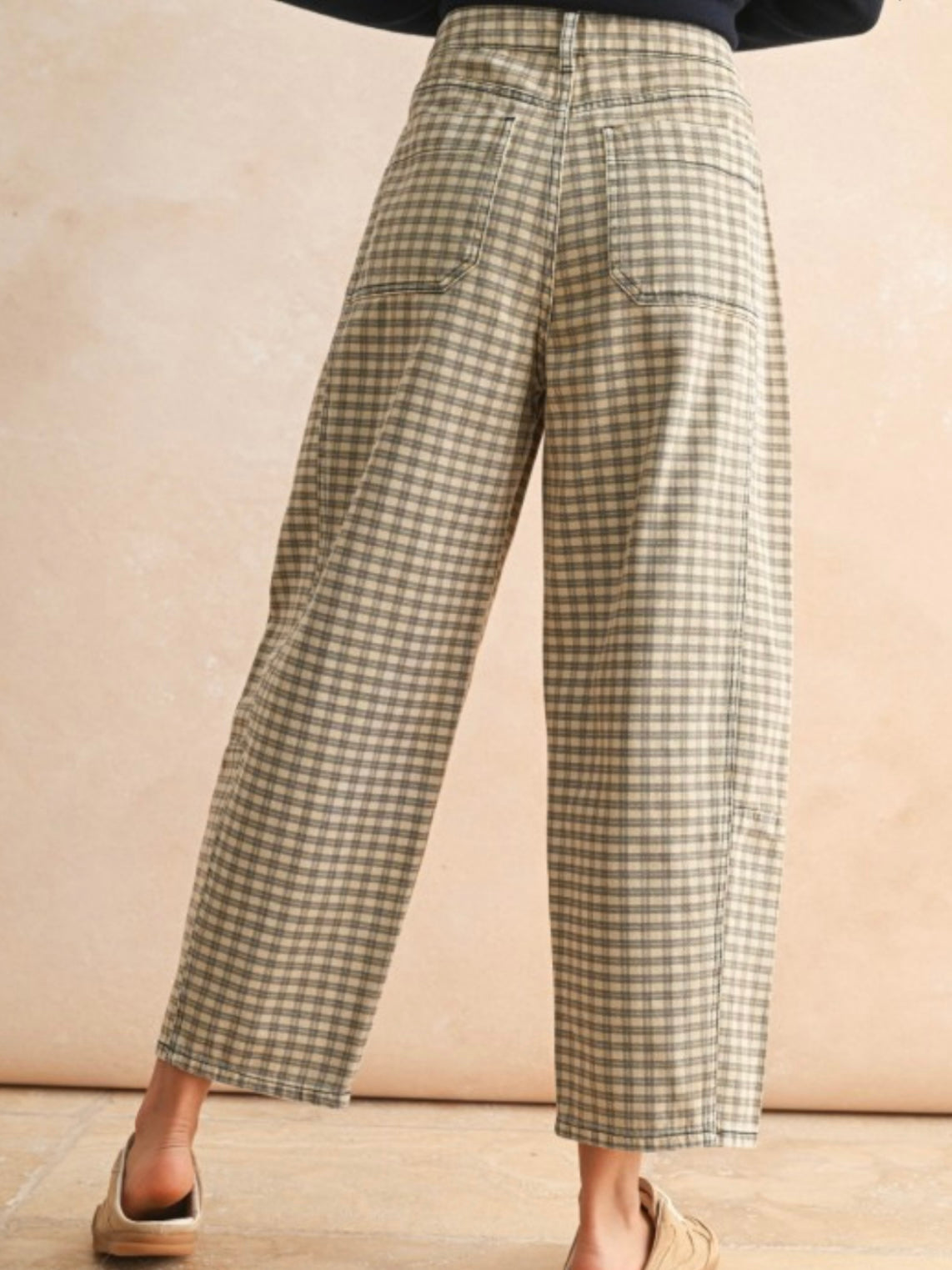Mini Checker Pattern Barrel Pants
