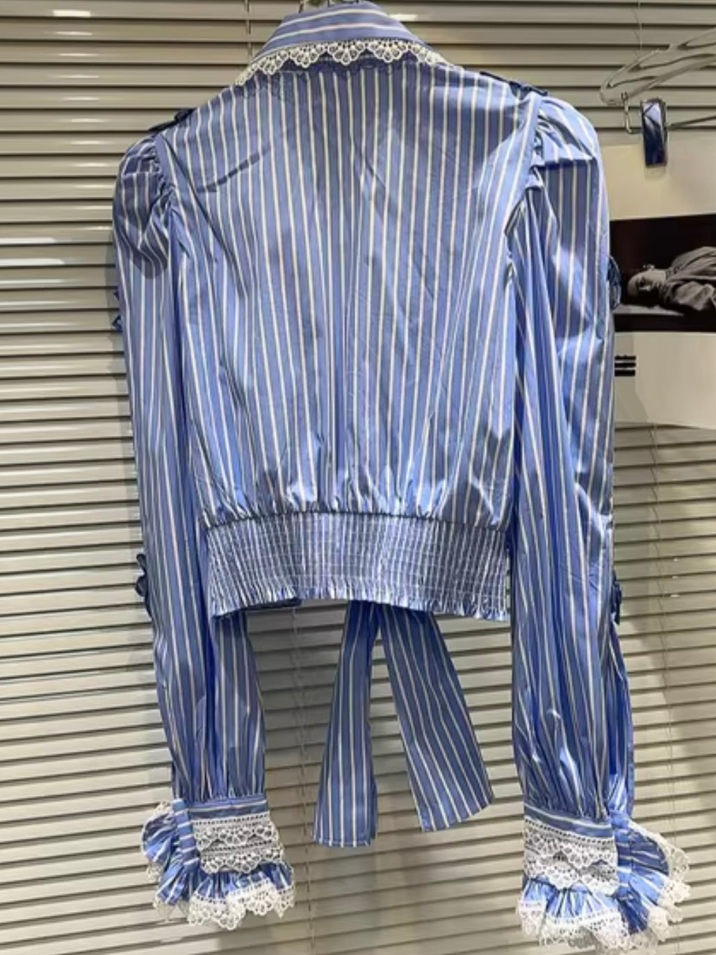 Blue and white striped bow embroidered shirt white lace