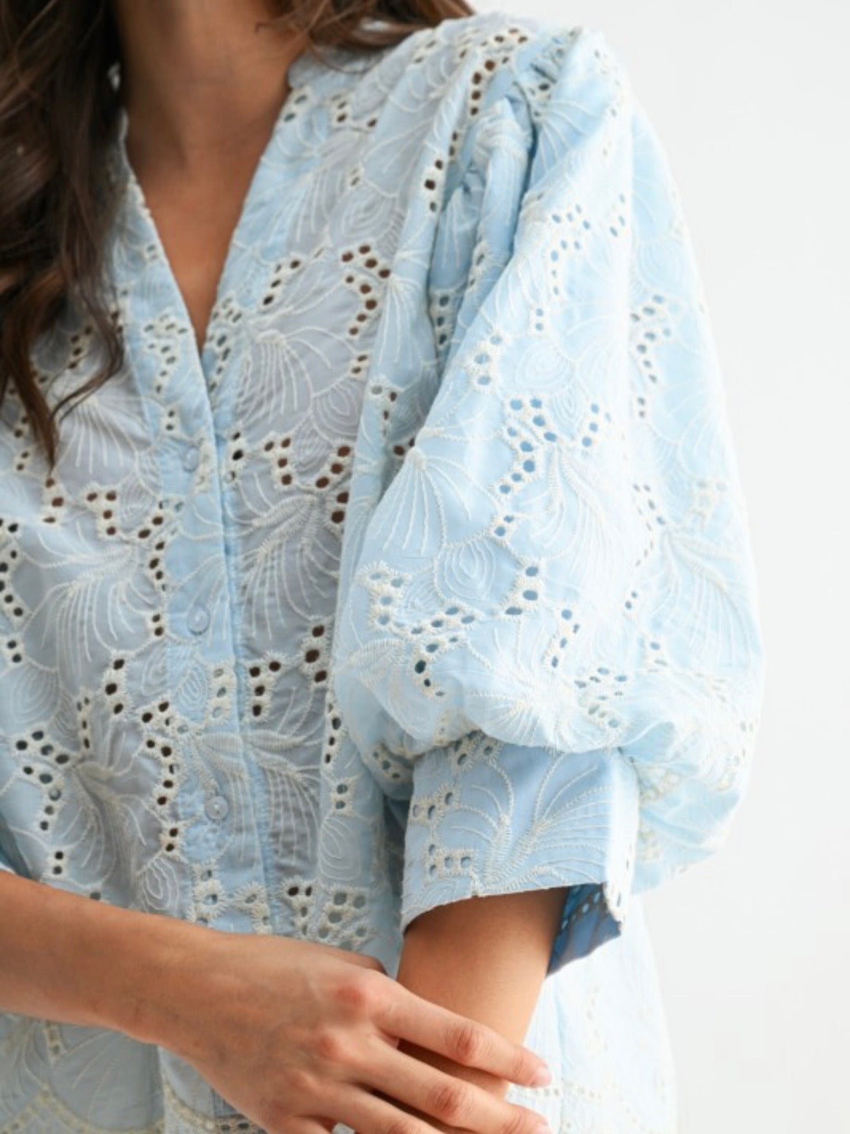 Light blue floral puff 3/4 long sleeves shirt