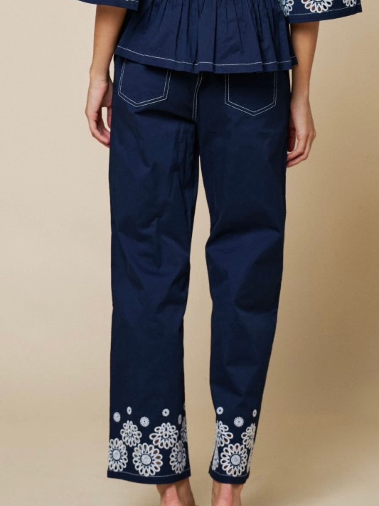 Navy blue Floral embroidered fabric straight Capri pants