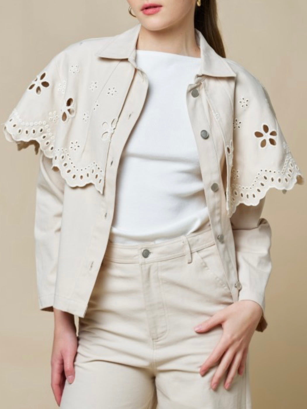 Beige cutout details big neck flaps jacket