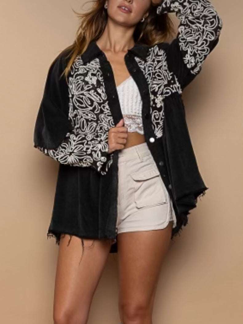 Black jeans embroidered jacket