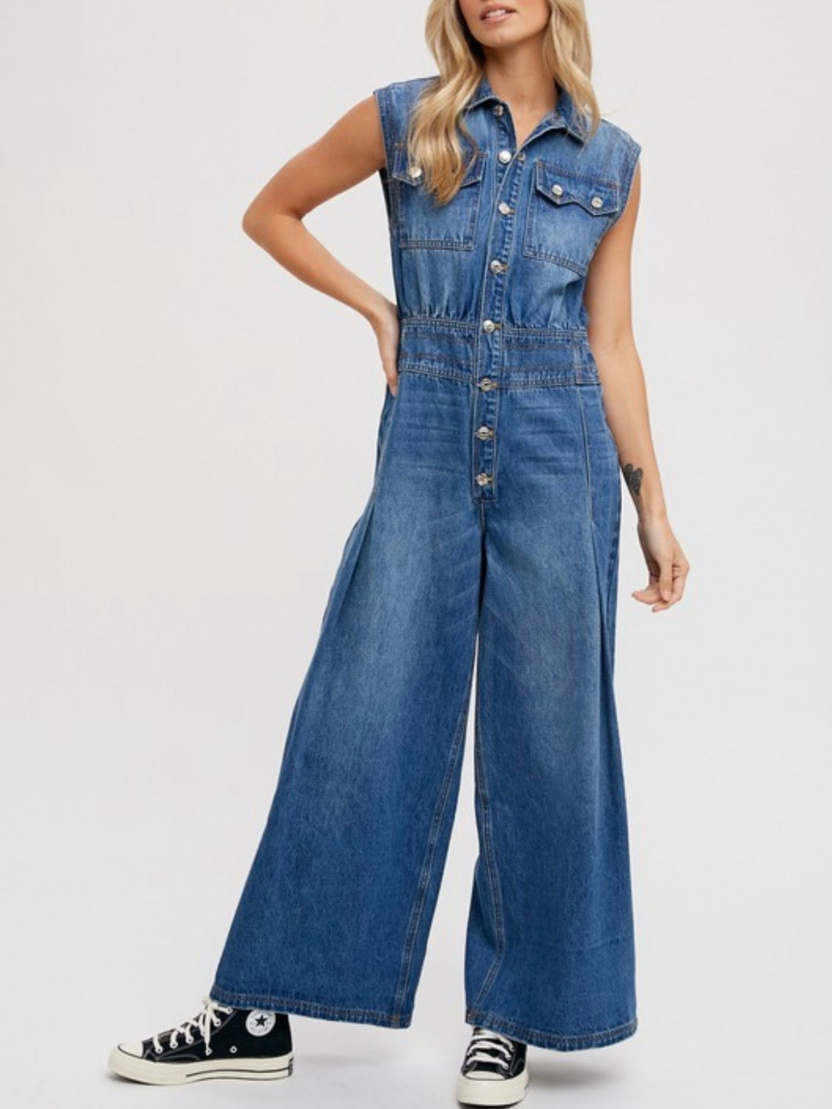 Blue denim sleeveless pleated jumper