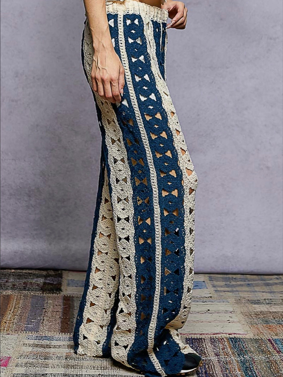 Knitted crochet two colors pants