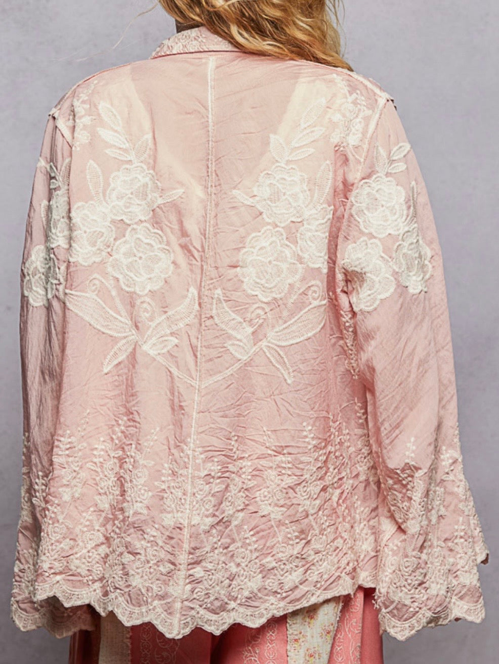 Solid color embroidery shirt