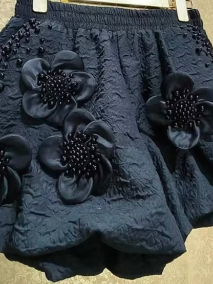 Black 3D flowers and pearls shorts pants