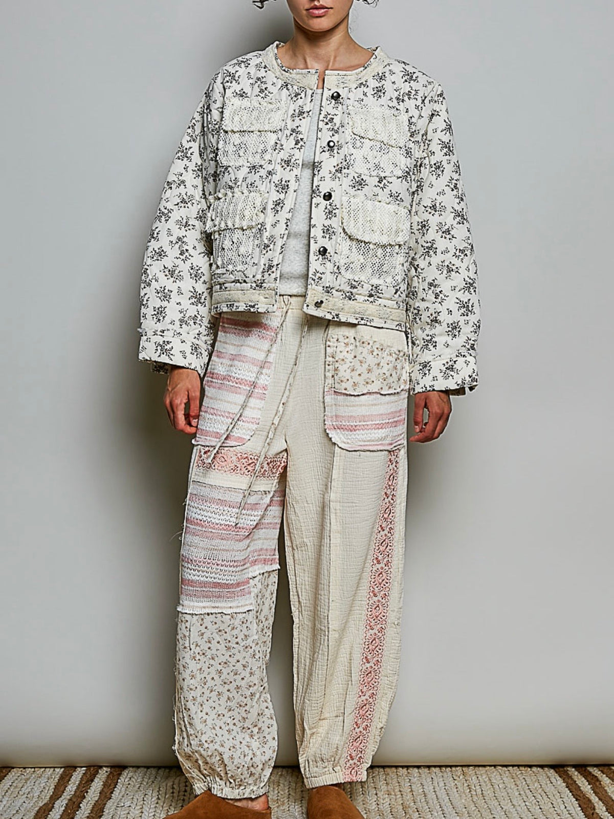 Cream floral crochet pockets jacket