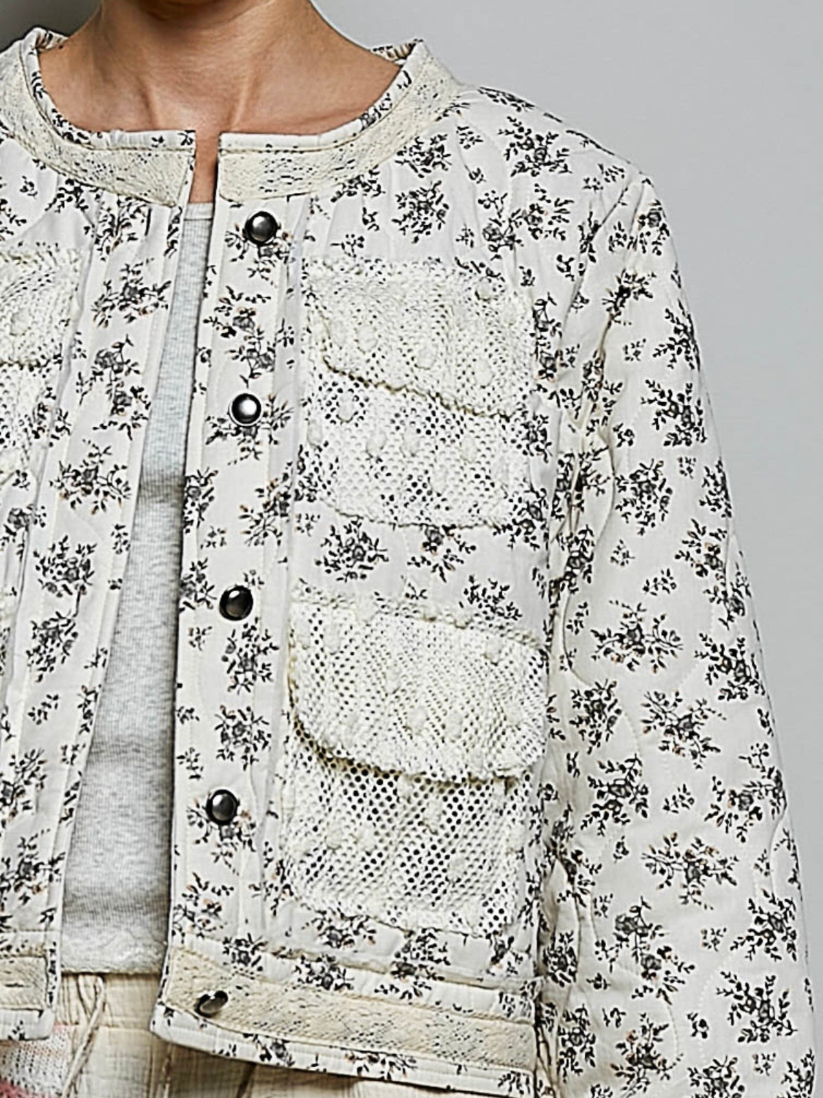 Cream floral crochet pockets jacket