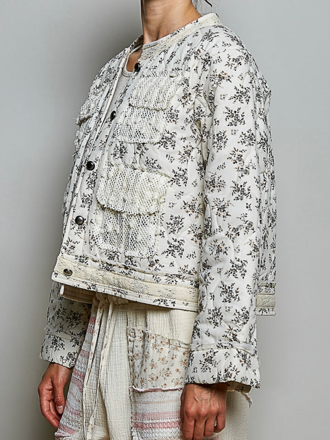 Cream floral crochet pockets jacket