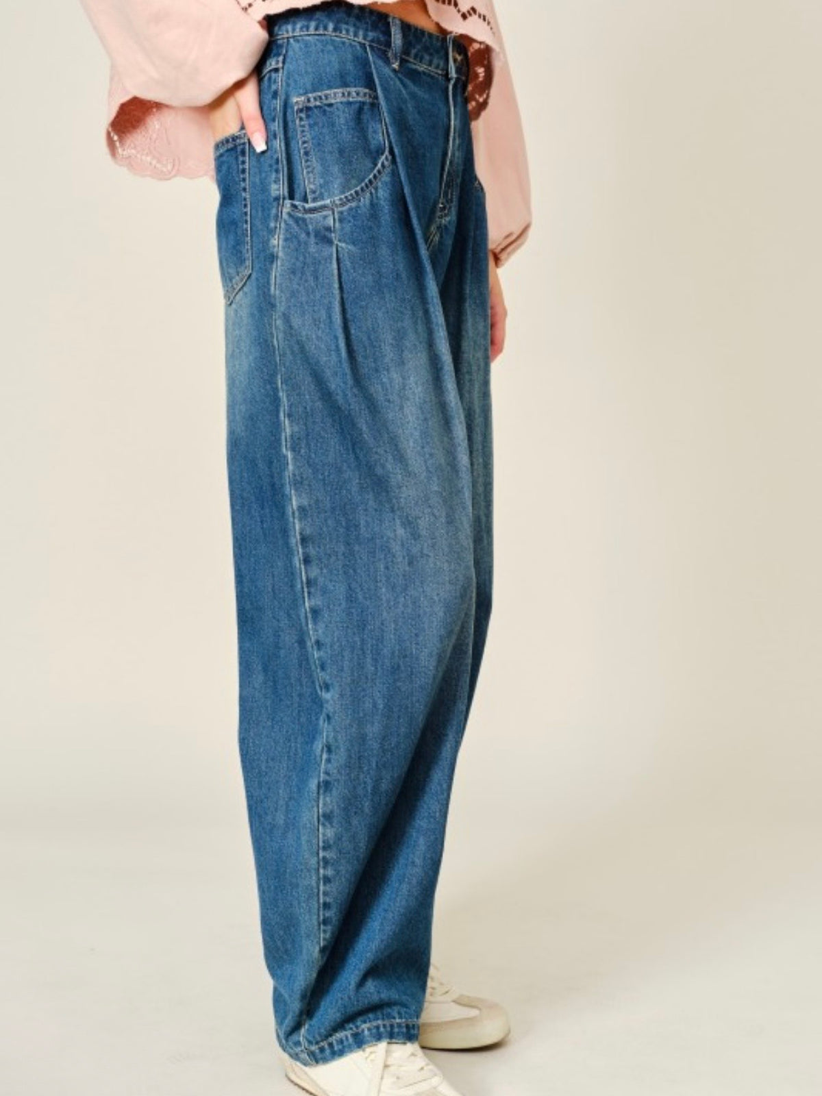Blue jeans pleated barrel pants