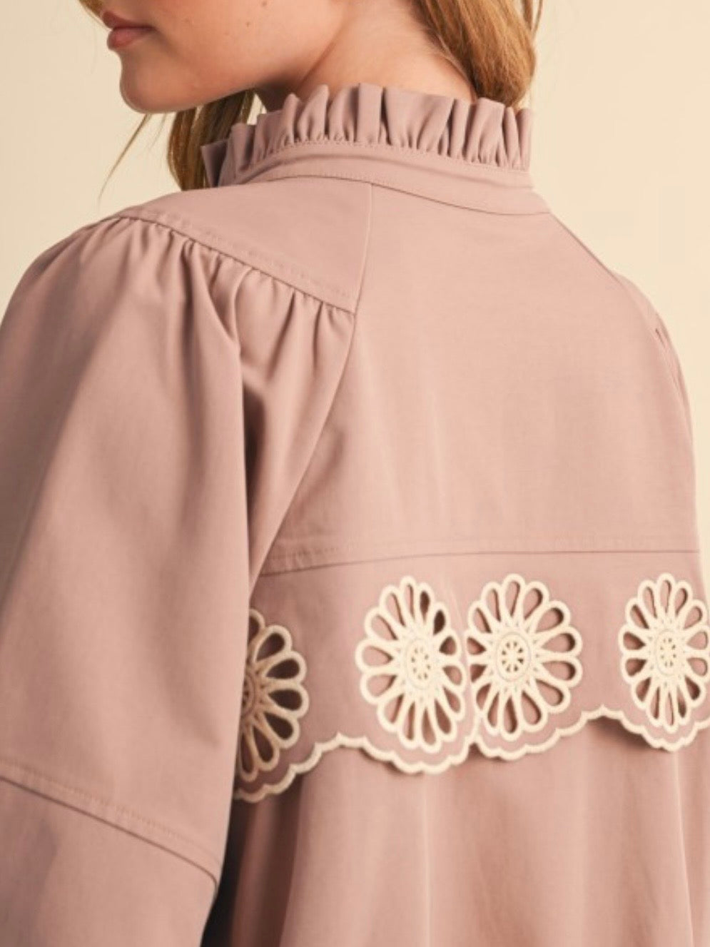 Ash rose zipper embroidered details jacket