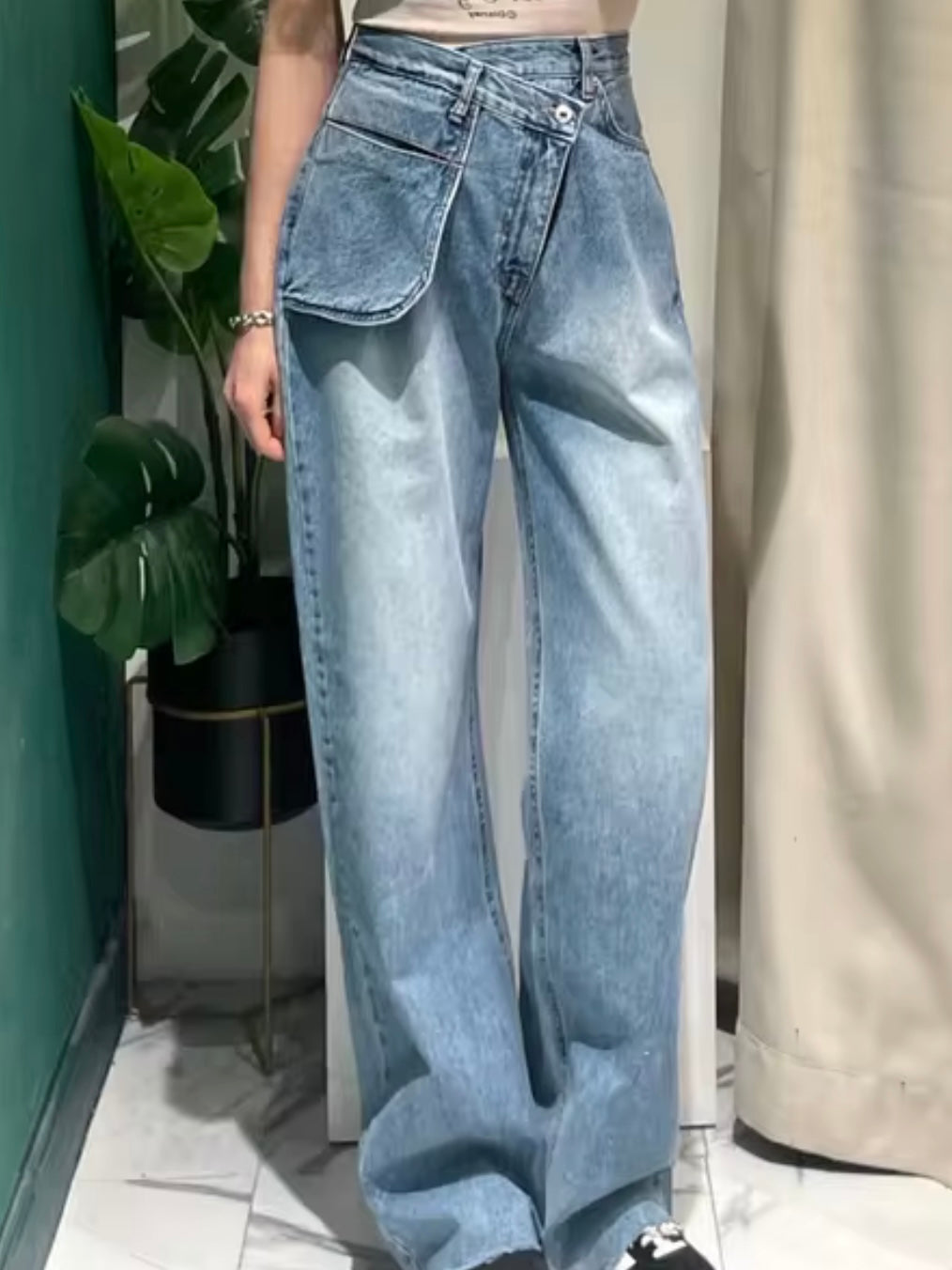 Blue jeans crossed big pocket straight pants