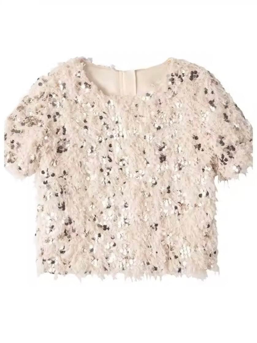 Beige furry short sleeves and sequins top