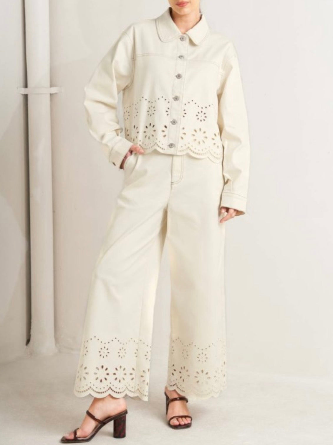 Beige twill set of 2 jacket and pants