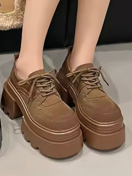 Brown roman lace up platform sandals