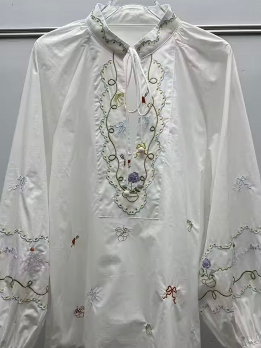 White floral embroidered long sleeves shirt