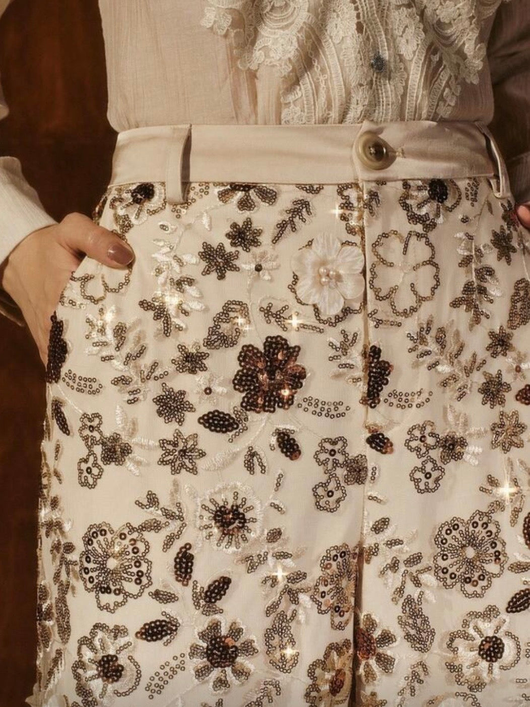 Beige floral embroidered details pants