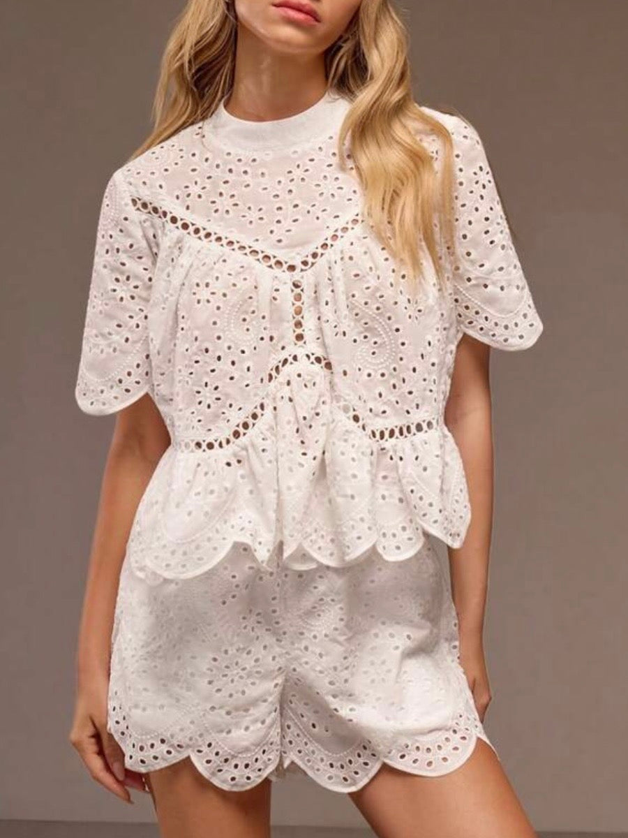 White lace fabric set of 2 shirt and shorts pants