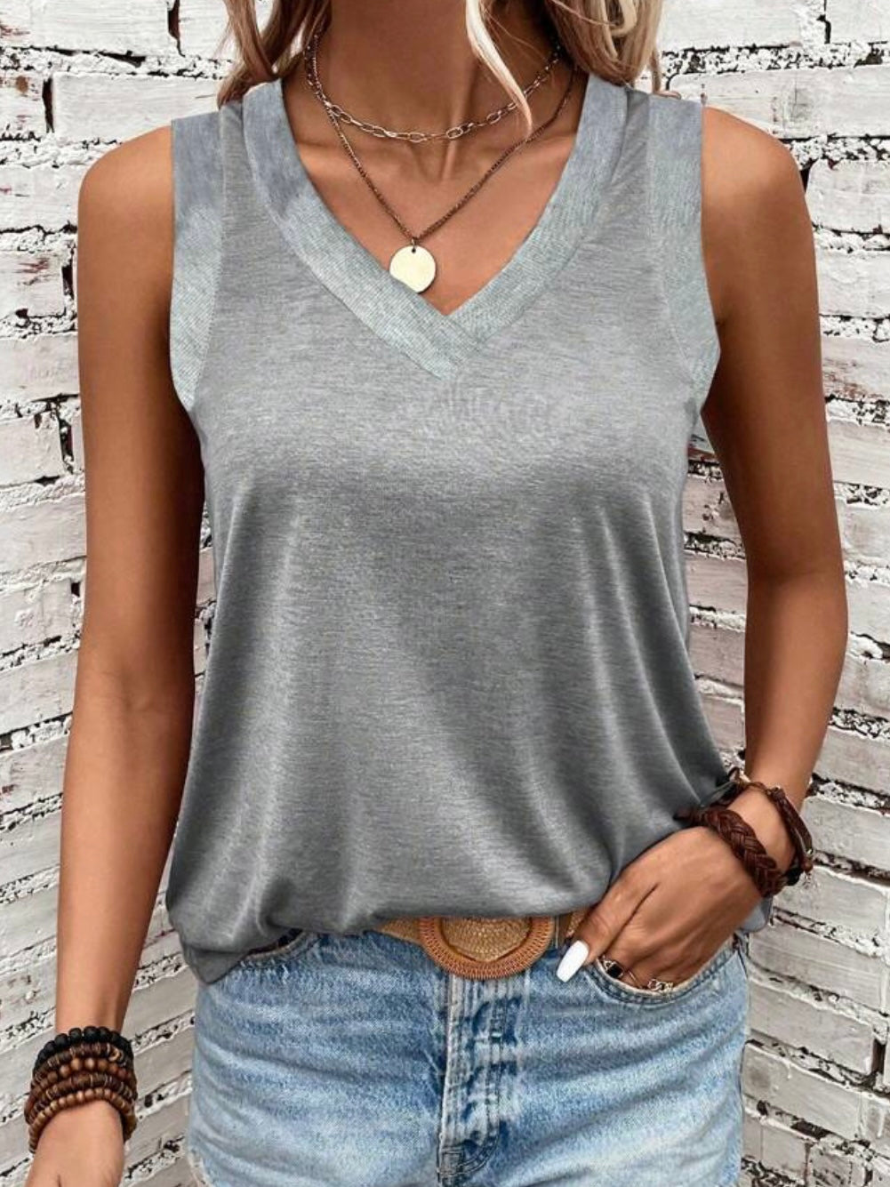 Gray solid tank top