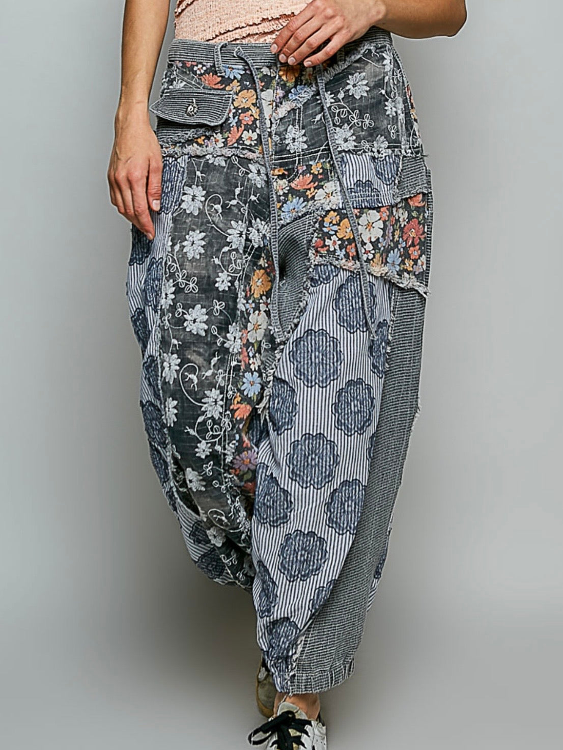 Grey striped florals print patched joggers pants