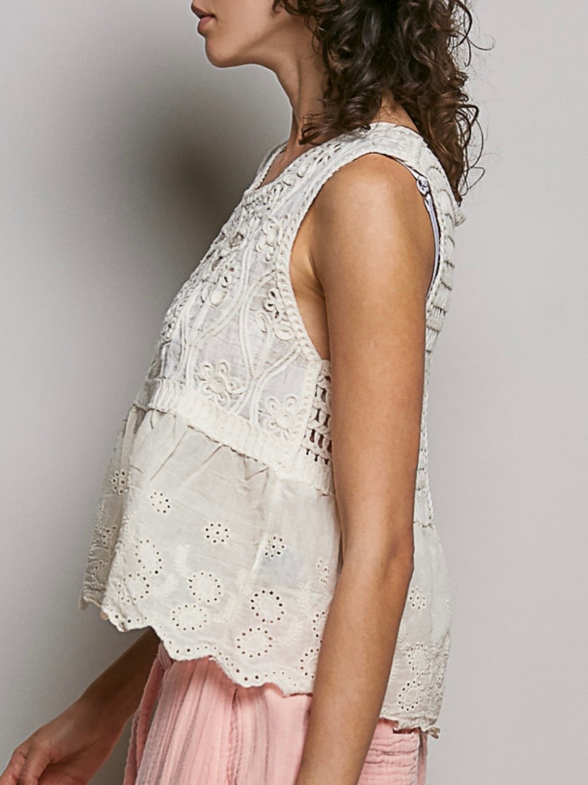 White sleeveless net back loose fit top