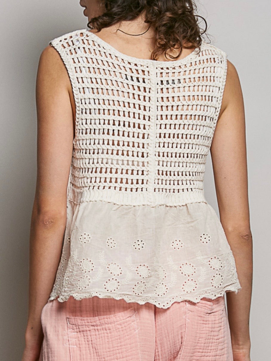 White sleeveless net back loose fit top