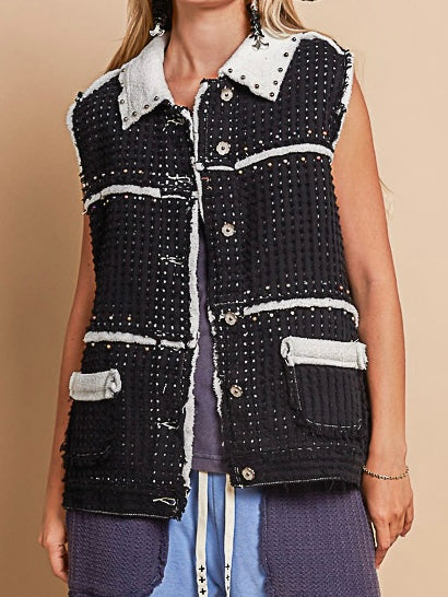 Black with white details frayed hemline vest