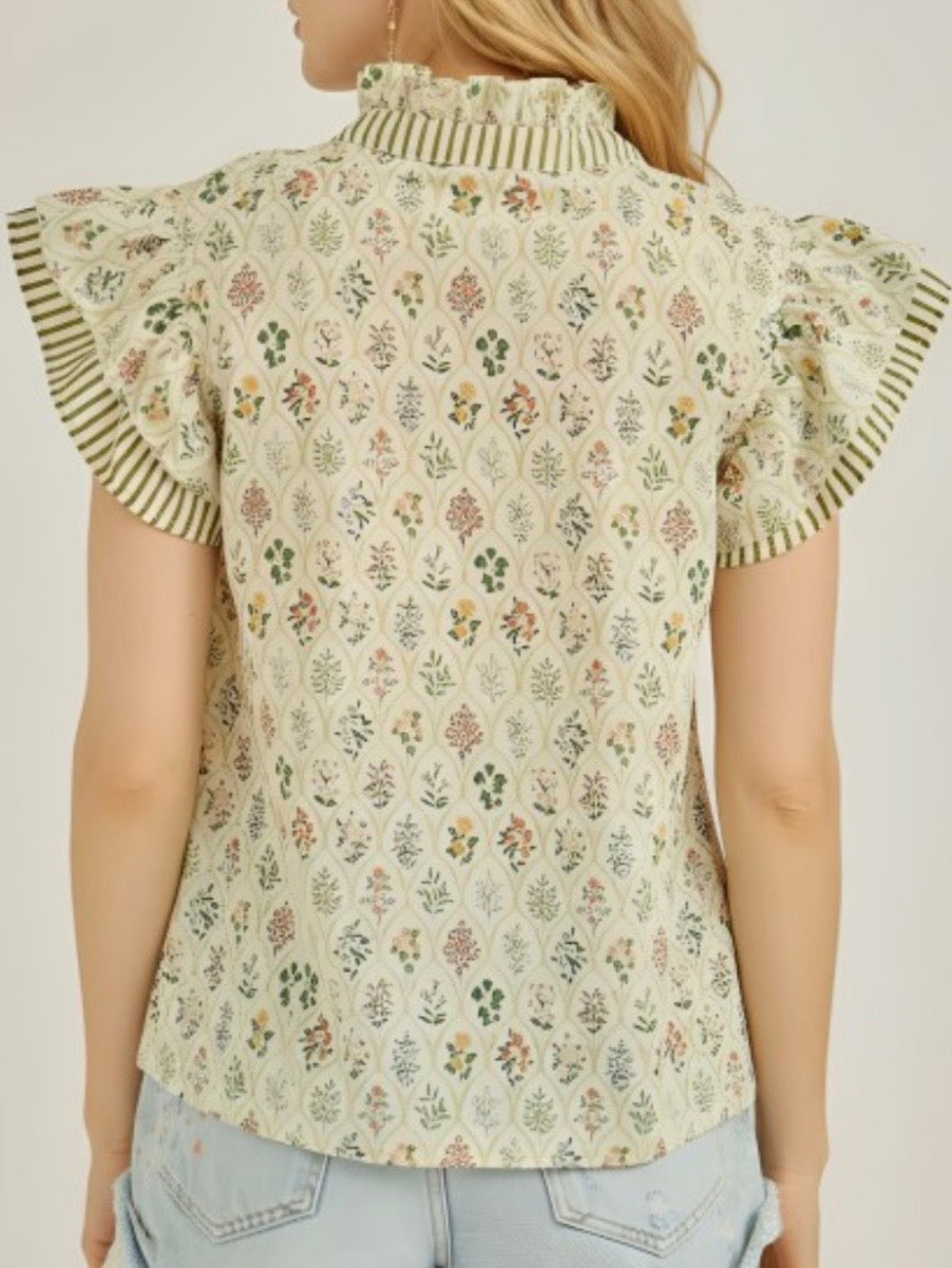 Light green ruffle short sleeves shirt blouse