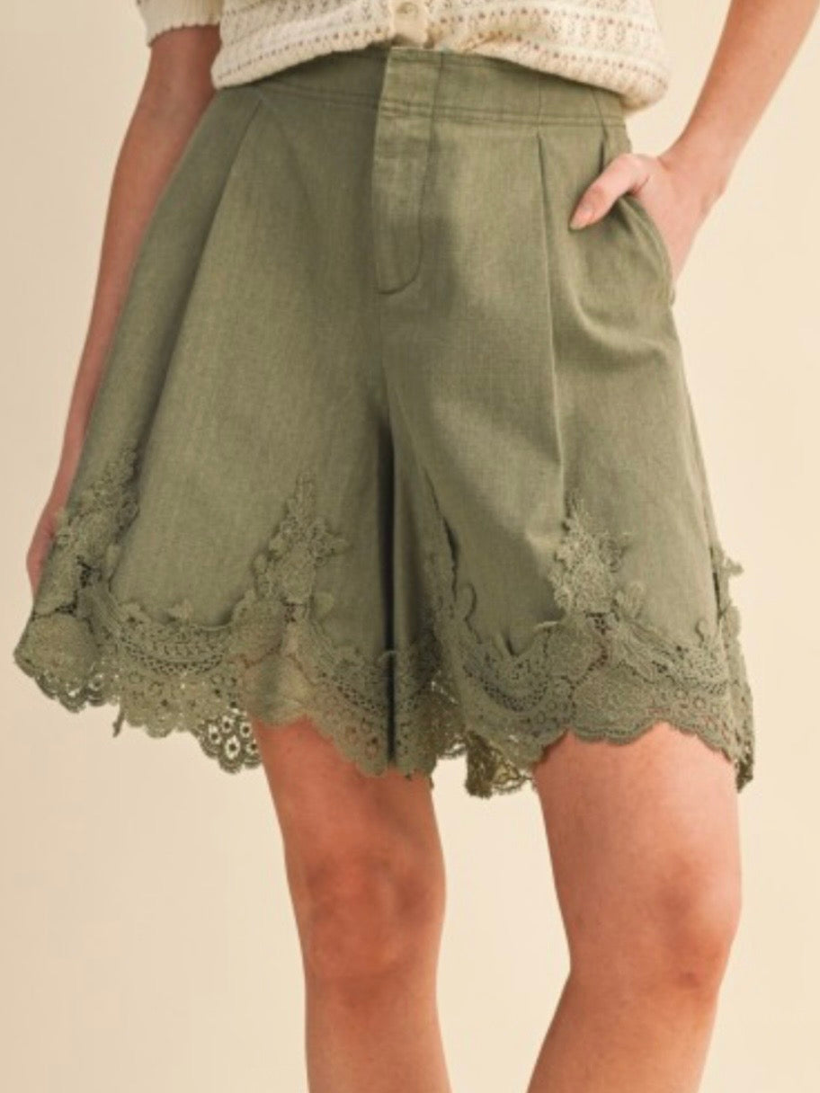 Light blue denim and green twill pleated lace shorts pants