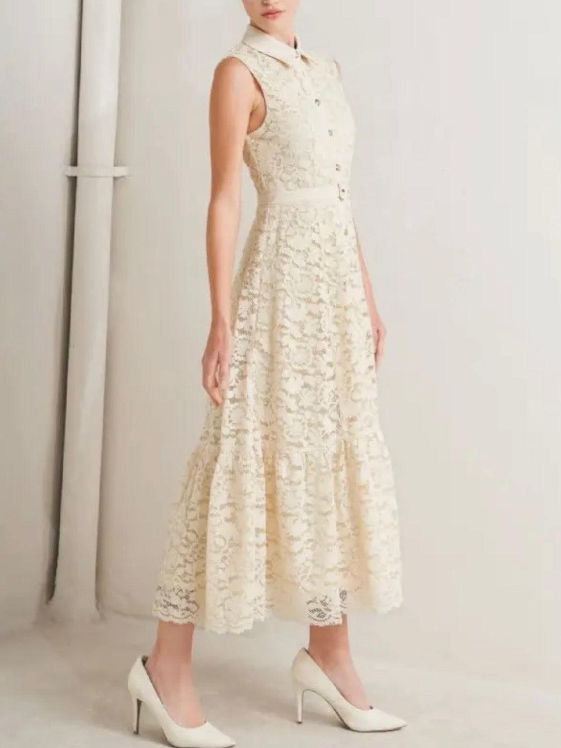 Beige buttons down lace maxi dress