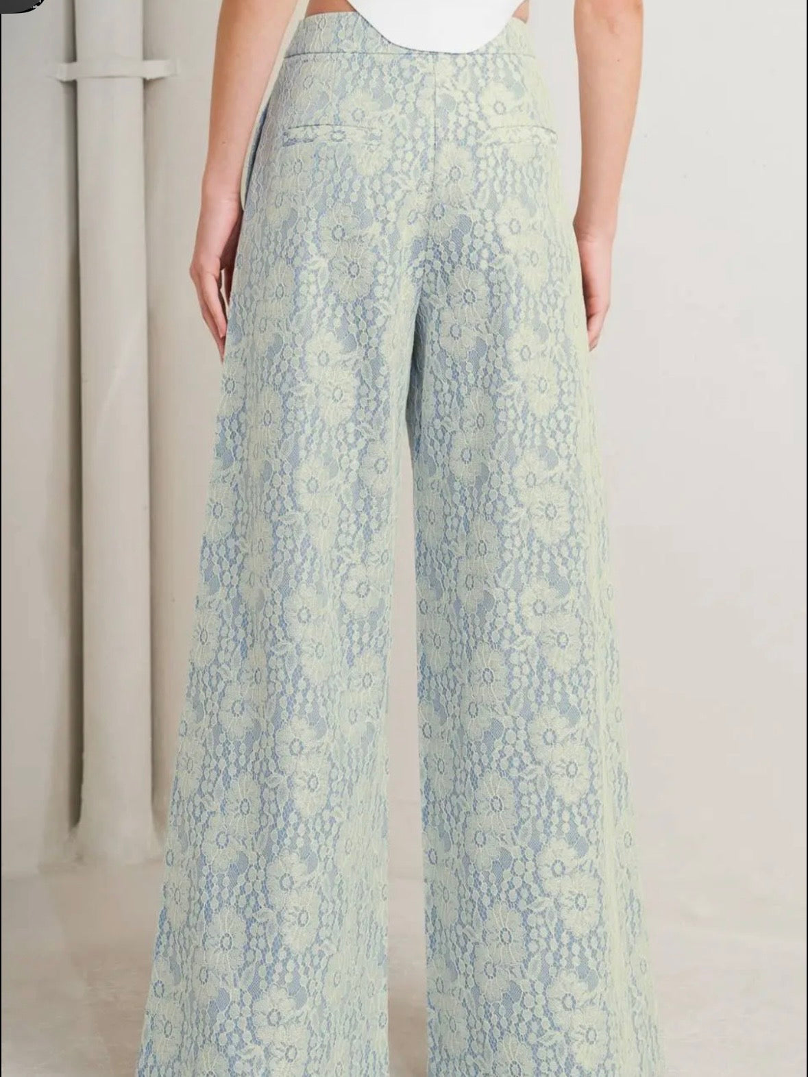 Light blue floral Detail set vest and pants