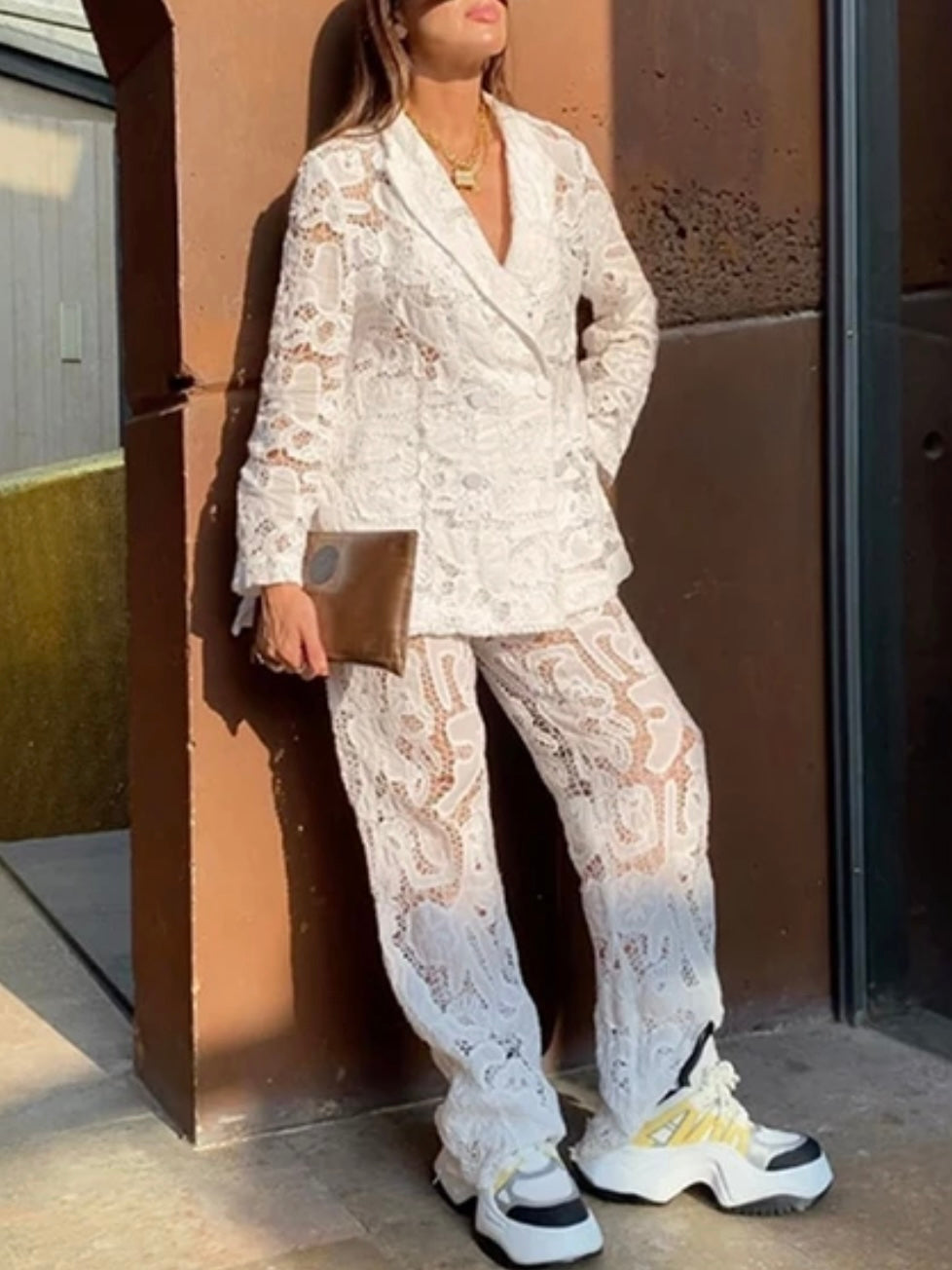 Off white set of 2 blazer and pants